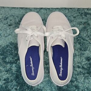 Tommy Bahama Women's Cream Canvas Sneakers Size 6.5